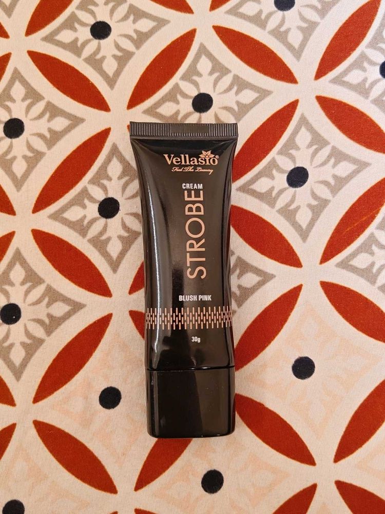 Vellassio Strobe Cream Blush Pink