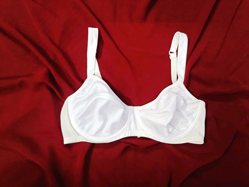 🇳🇿💫🎀White Full Coverage Bra