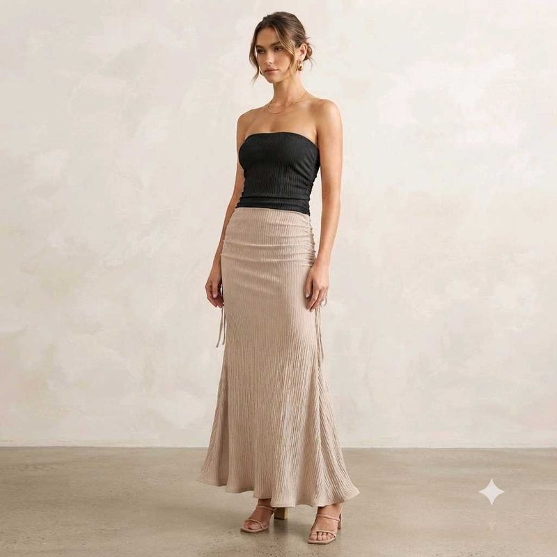 Chic Ruched Maxi Skirt