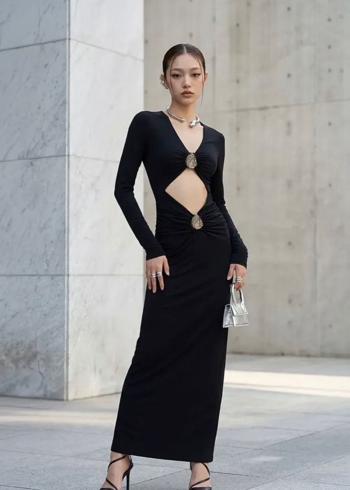 Chic Black Ruched Cut-Out Maxi Dress