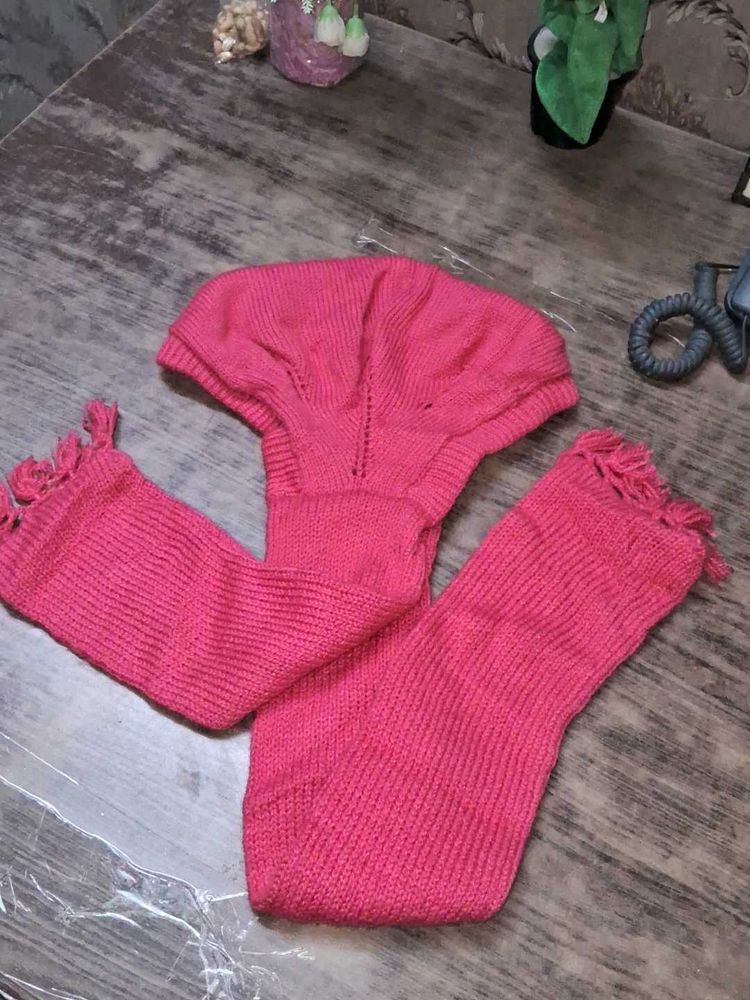 Hand-Knitted Pink Scarf🆕