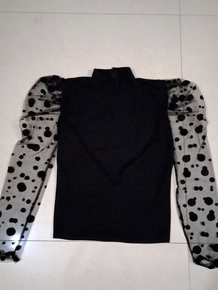 Flash Sale⚡Black Top