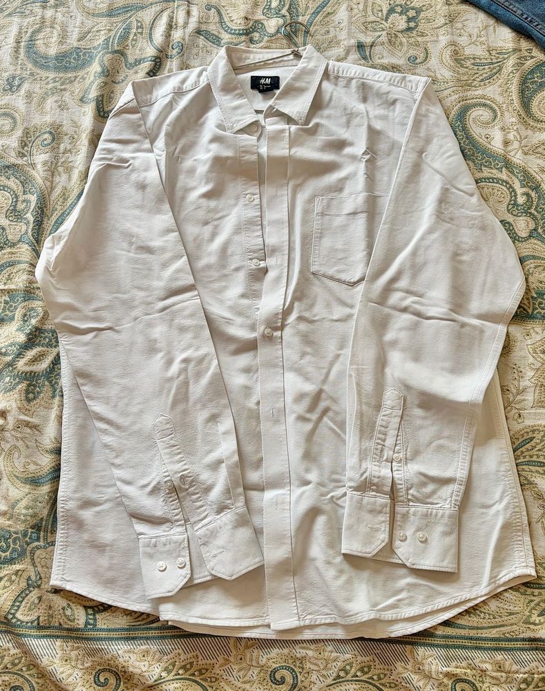 H&amp;M Men's White Button-Up Shirt