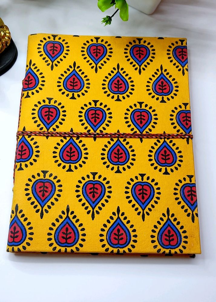 Premium Handmade Designer's Diaries For Gifting
