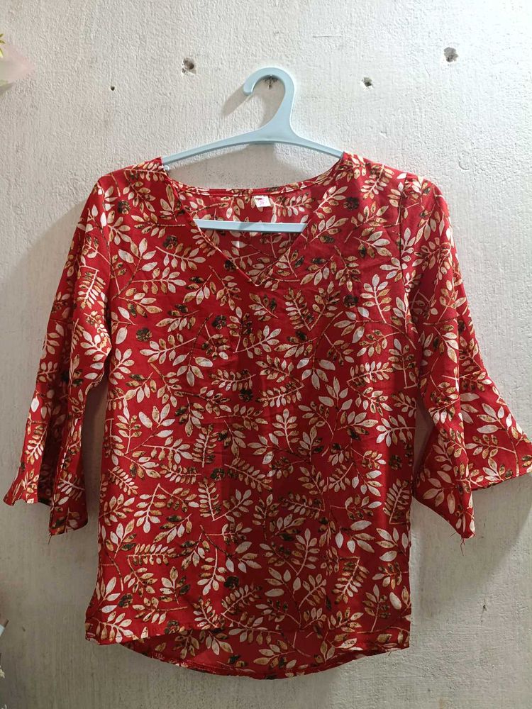 Stylish Red Floral Print Top