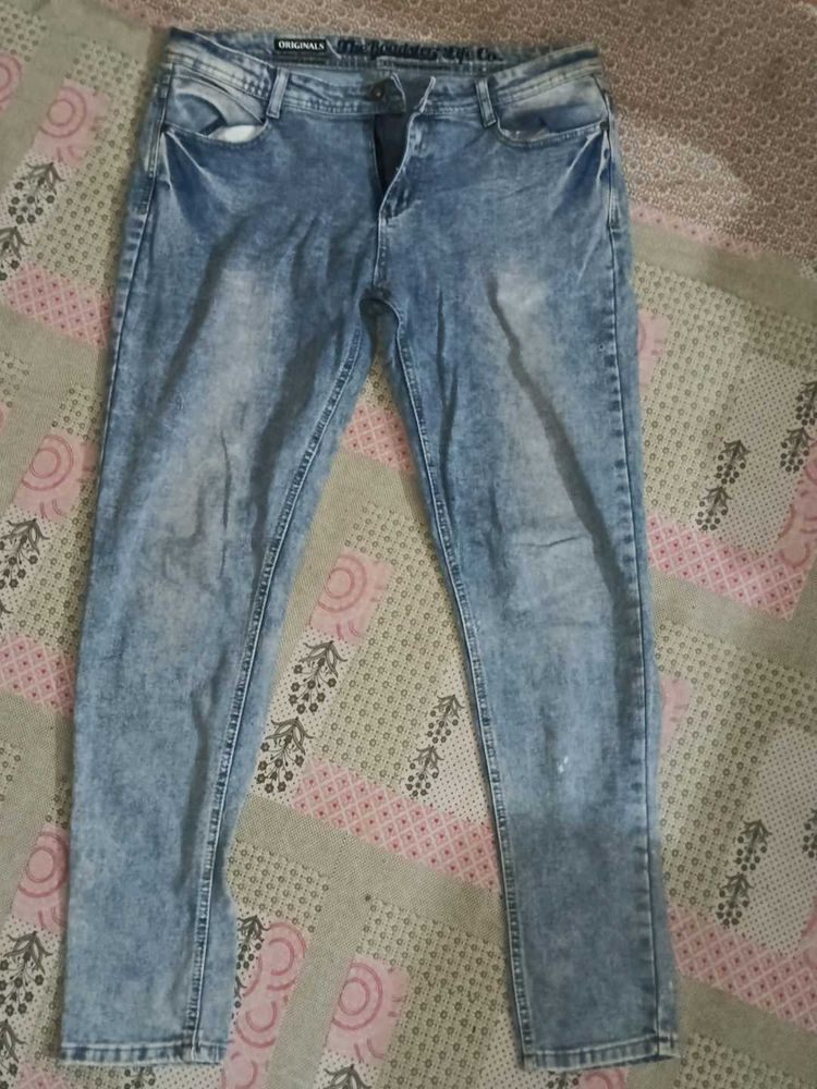 Stylish Acid Wash Denim Jeans for Men