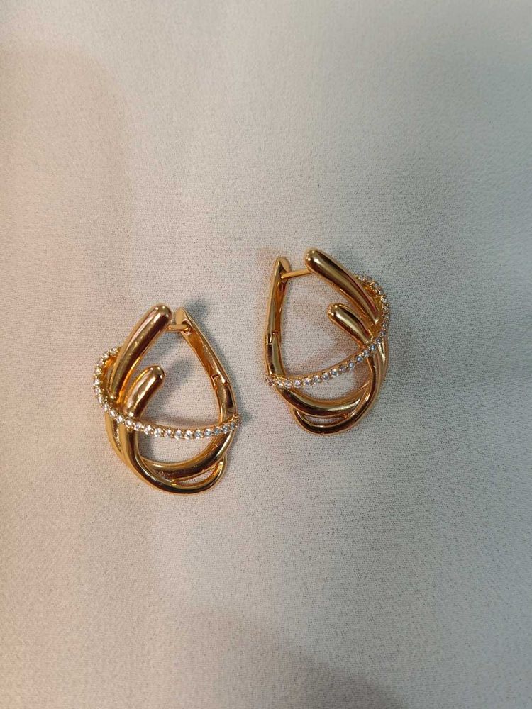 Chic pink Gold &amp; Crystal Hoop Earrings