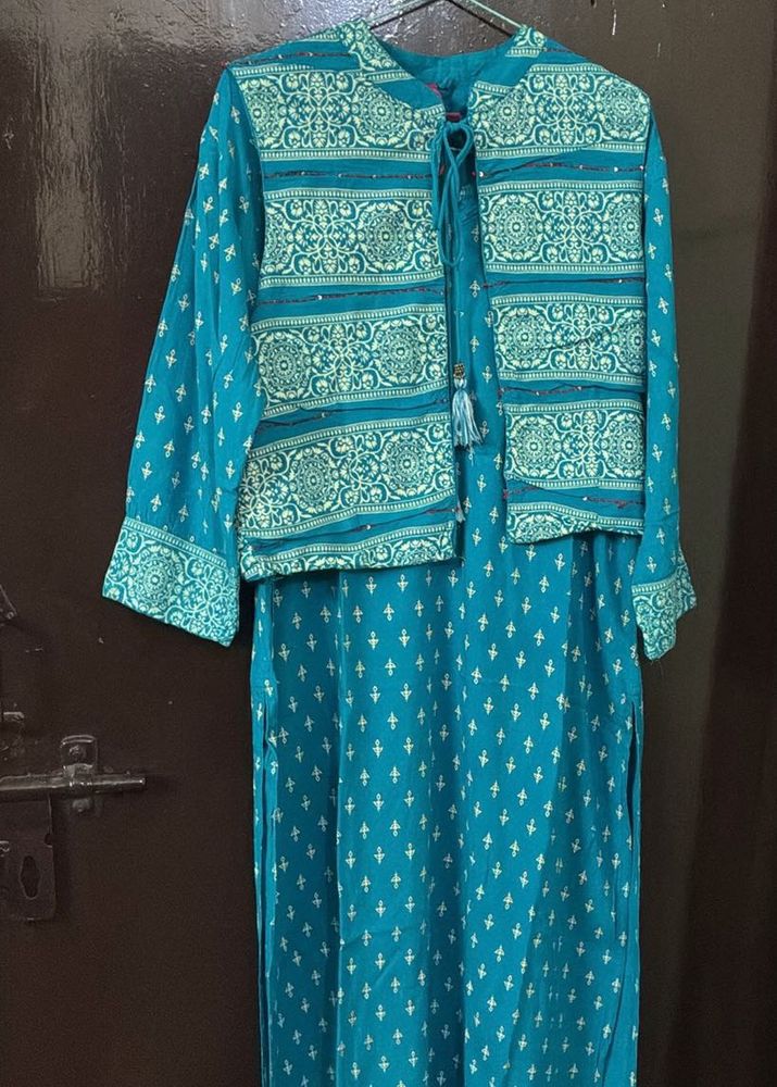 Ferozi blue jacketed kurta with beautiful print