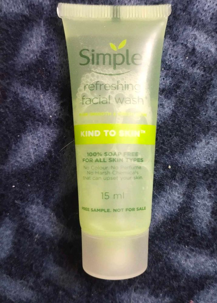 Simple Refreshing Facial Wash