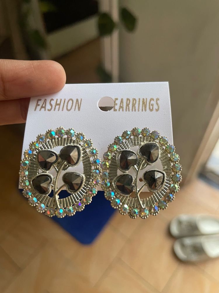 Fashionable Heart Design Earrings