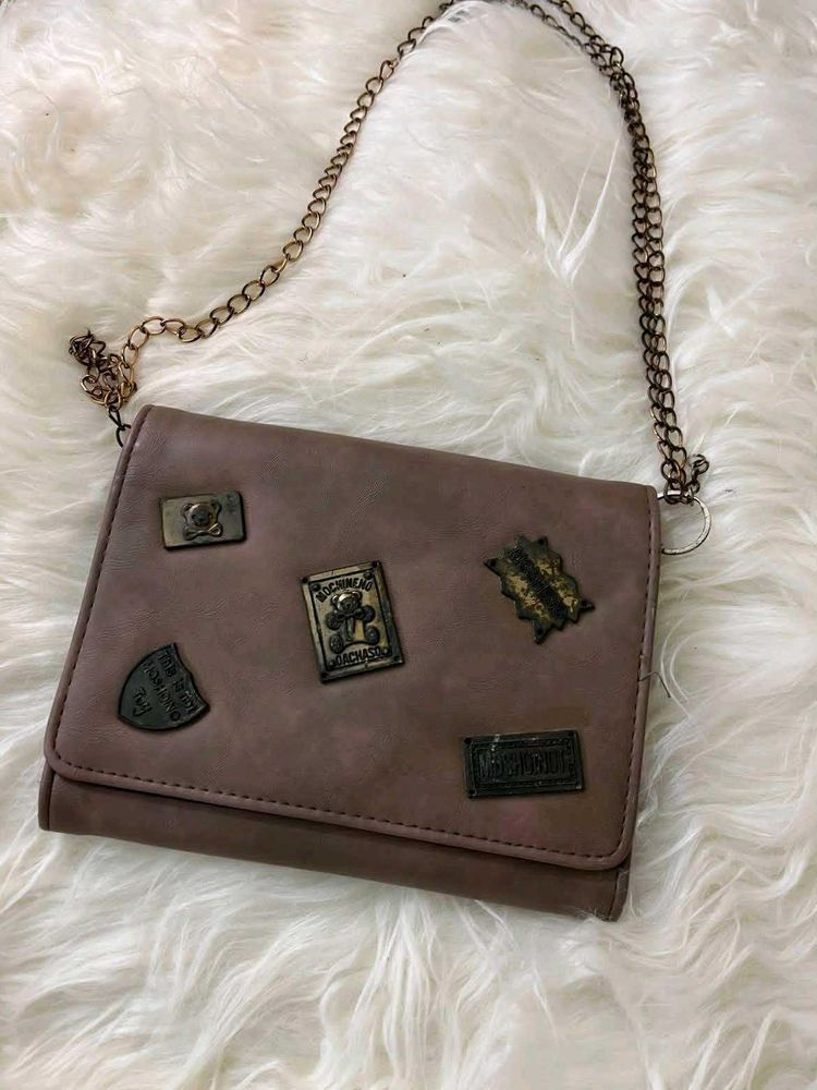 Brown crossbody bag with patches