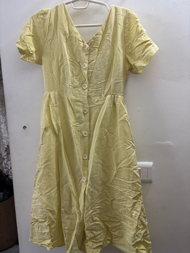 Chic Yellow Button-Front Midi Dress