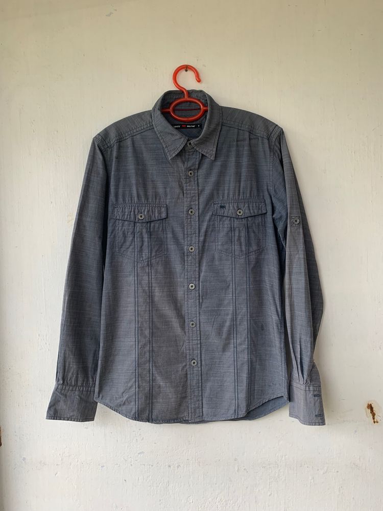 Gray Long Sleeve Button-Down Shirt