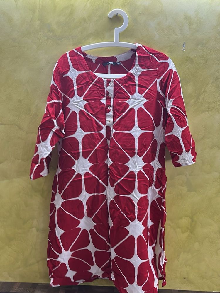 Red &amp; White Printed Kurta