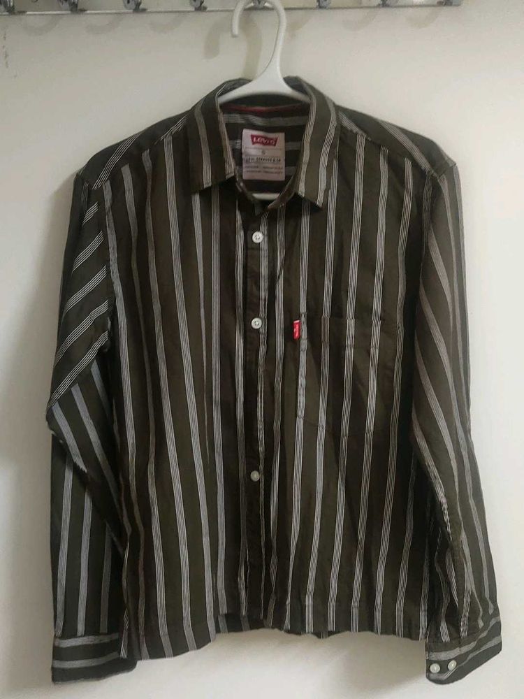 Men's Levi's Striped Button-Down Shirt