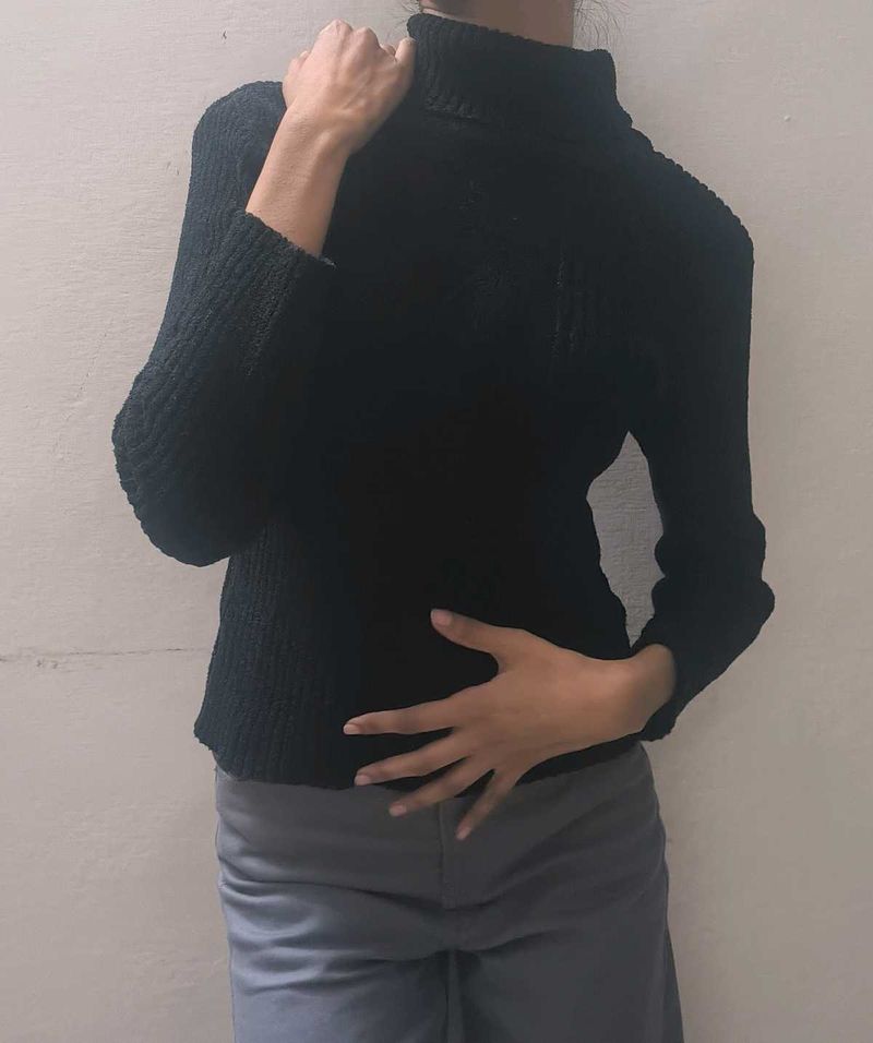 Women Black Turtle Neck