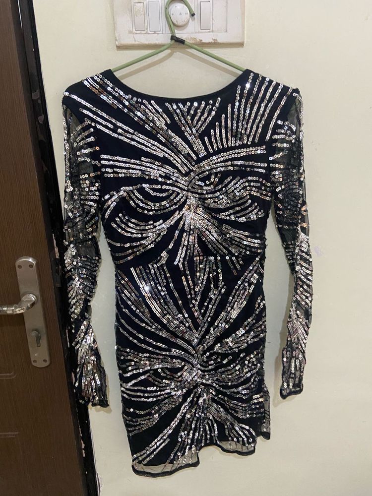 Sparkly Black backless Sequin Dress