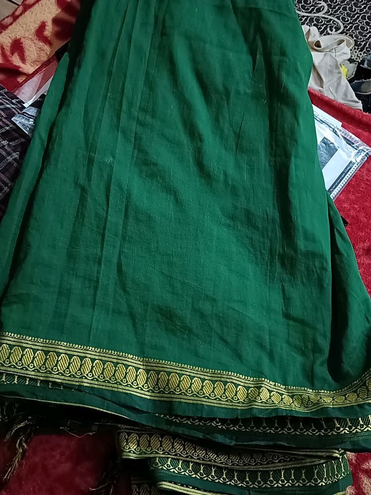 Saree With golden Border