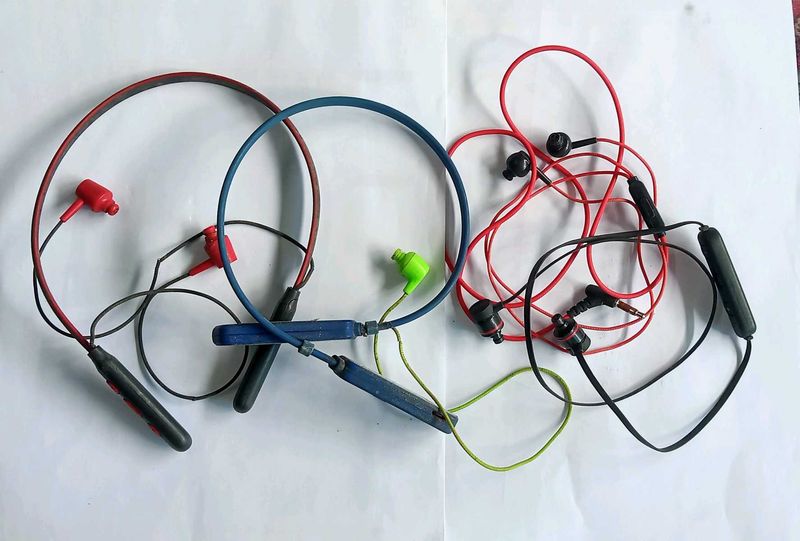 Wireless Neckband Earphones - 3 Pairs