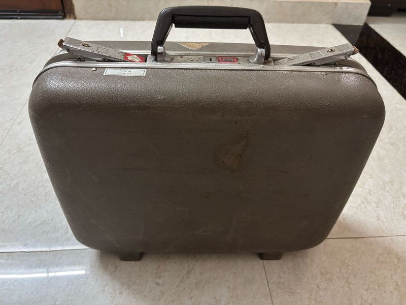 Vintage VIP Grey Hard sided Carry-On Briefcase