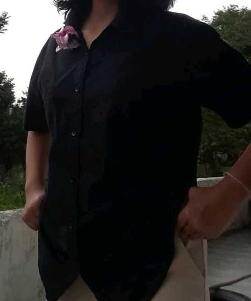 Classic Black Short Sleeve Button-Up Shirt