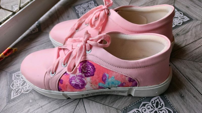 Pink Shose??