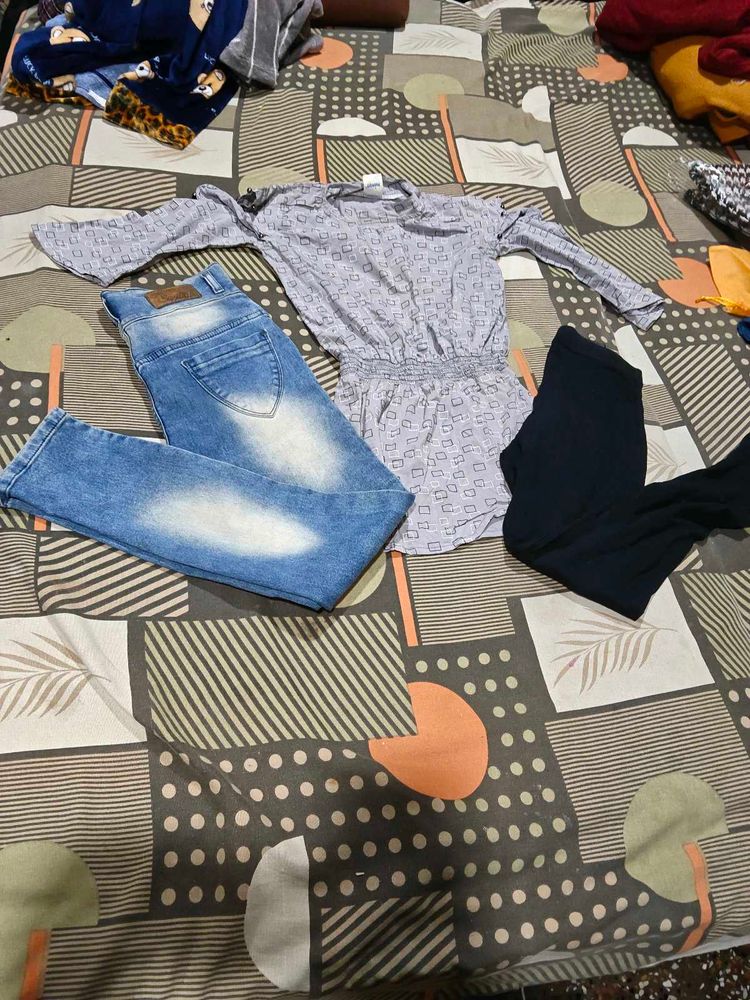 Clothing Bundle: Top, Jeans, Leggings