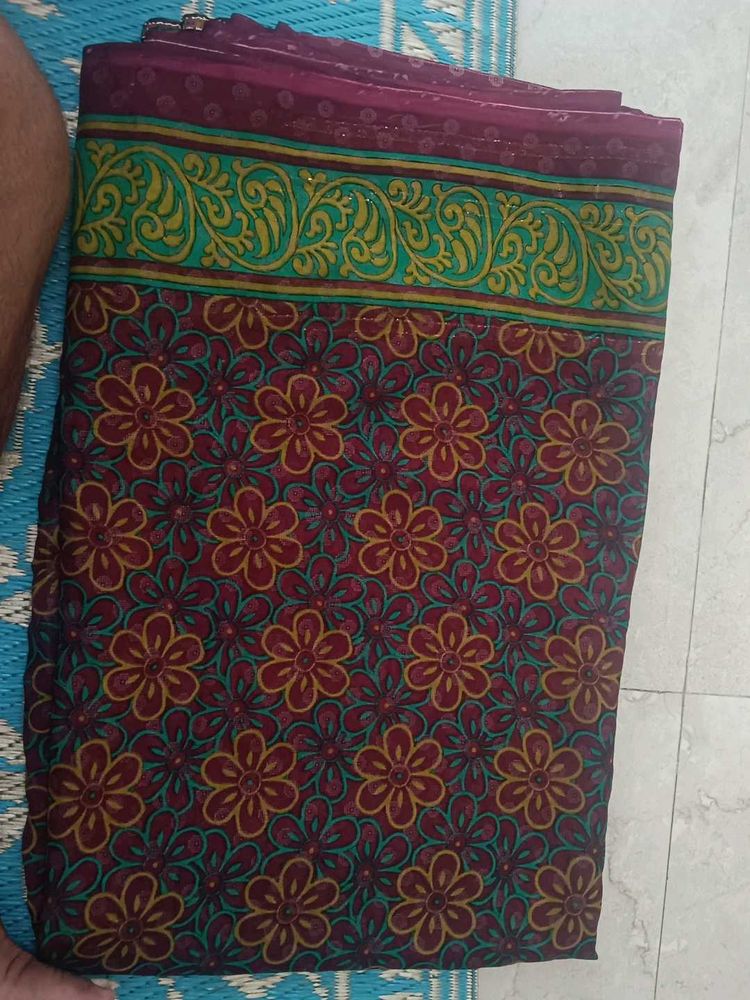 Beautiful Floral Print Saree