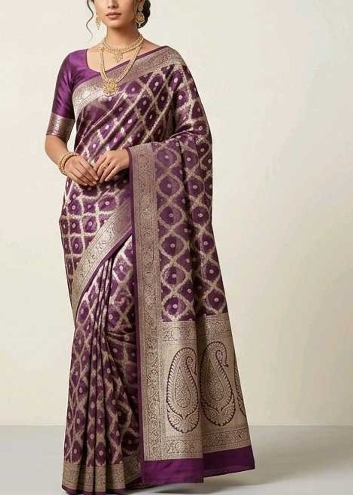Silk Saree with Silver Zari Border &amp; Rich Pallu