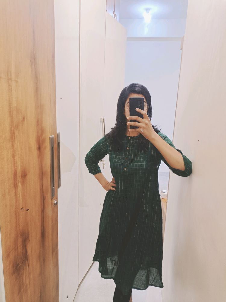 Max green kurti