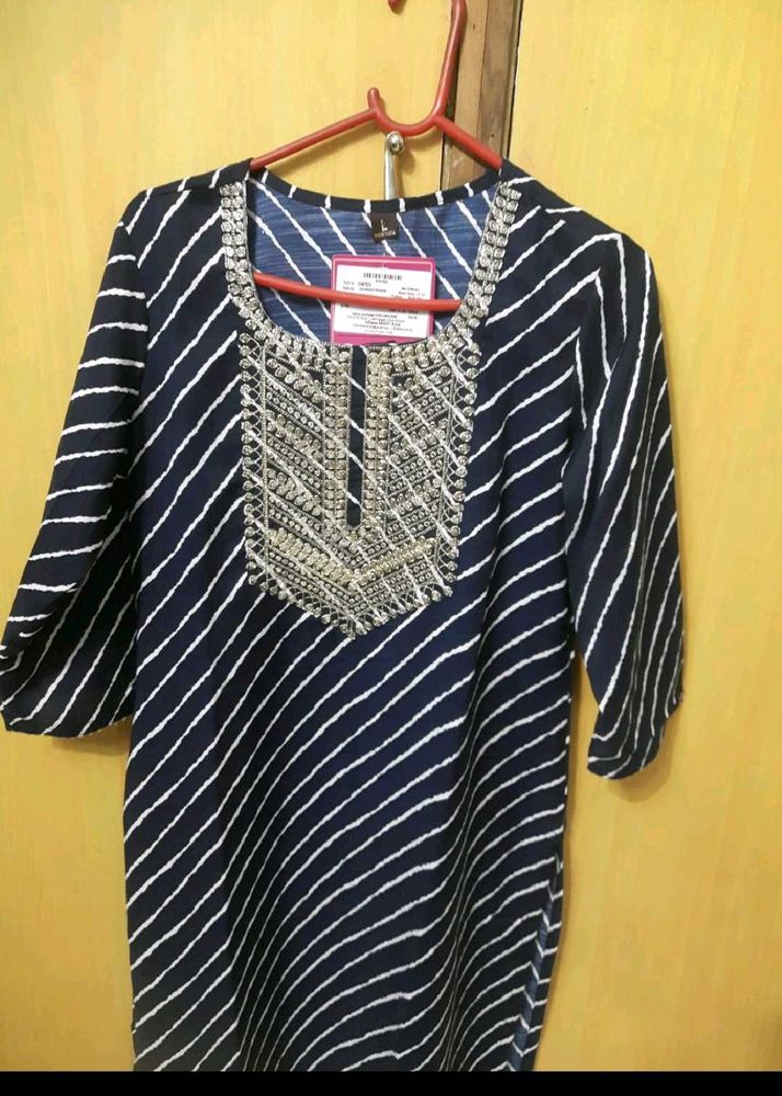 Elegant Striped Kurta