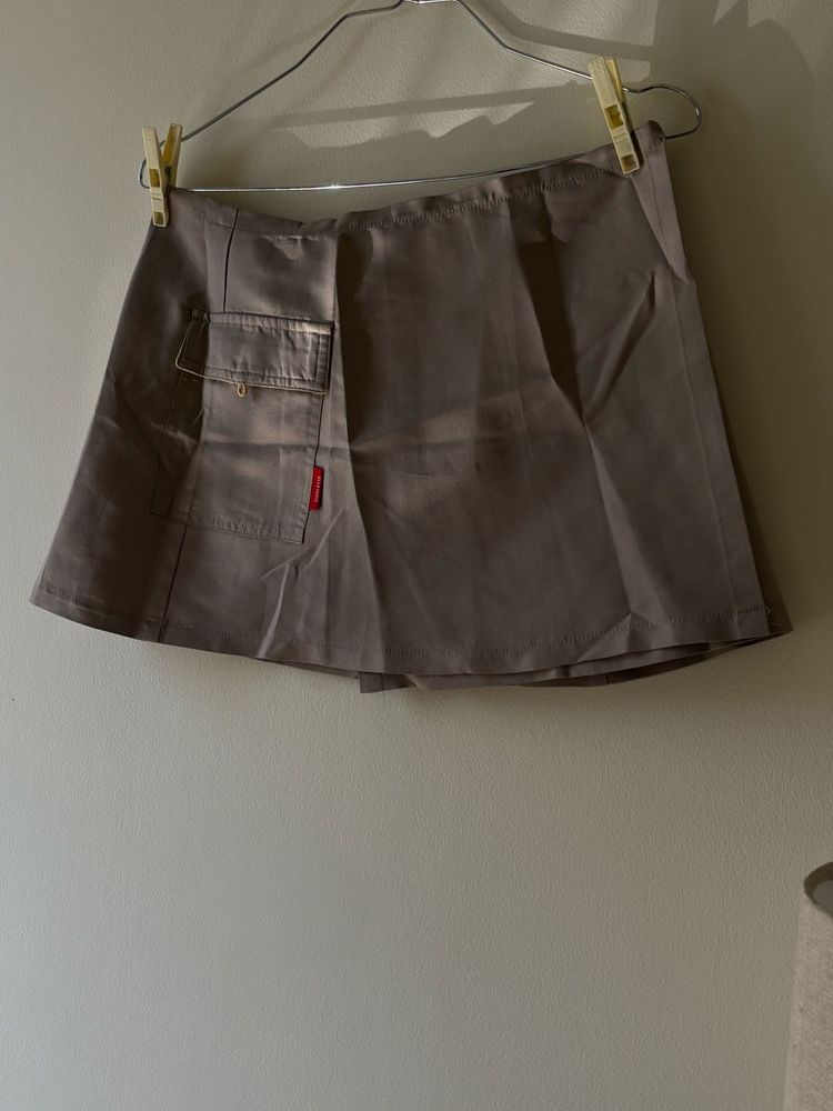 Size Adjustable Cargo Skirt
