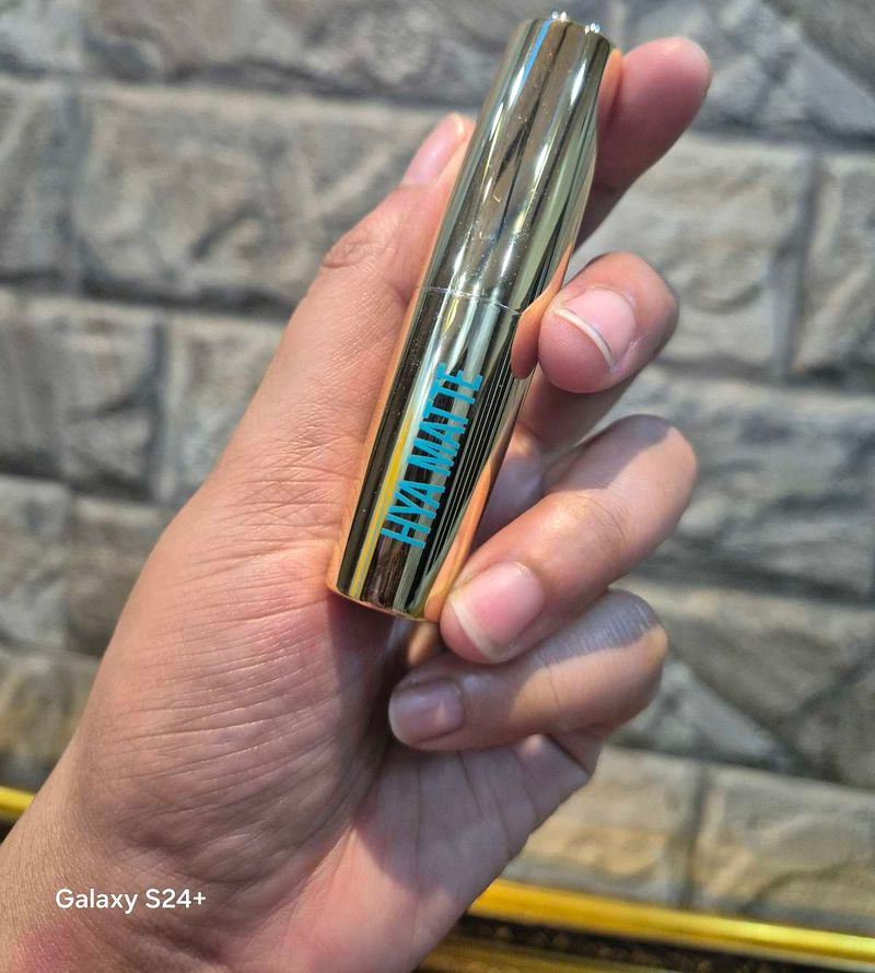 lakme hyamatte Lipstick