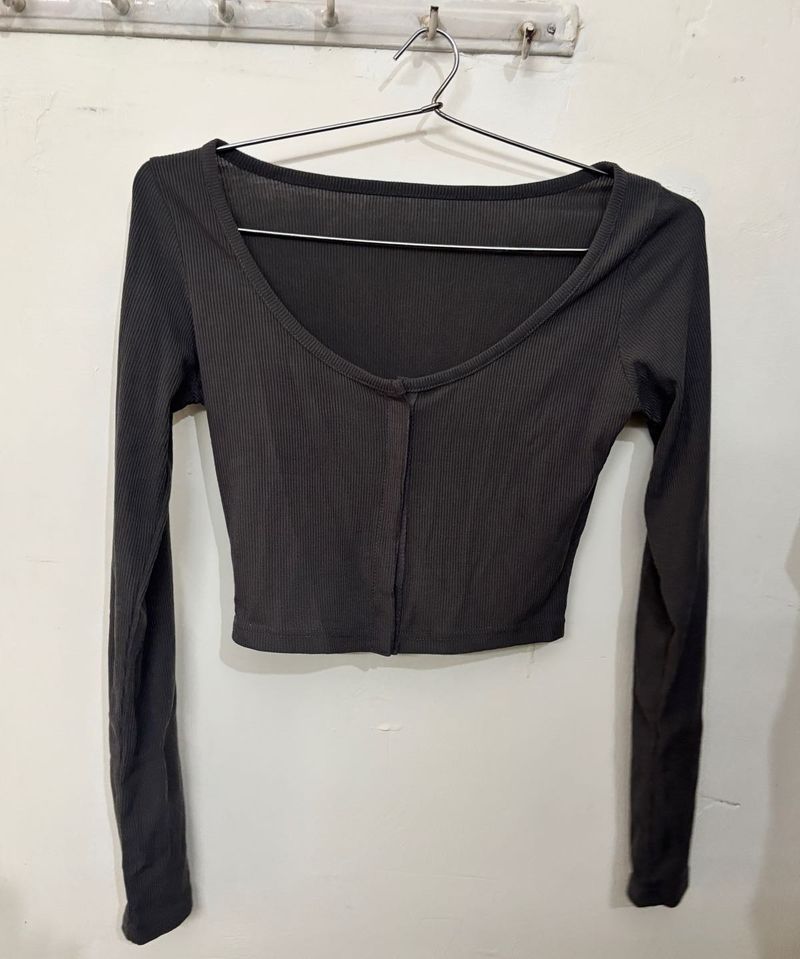 Ribbed V-Neck Long Sleeve Cropped Top