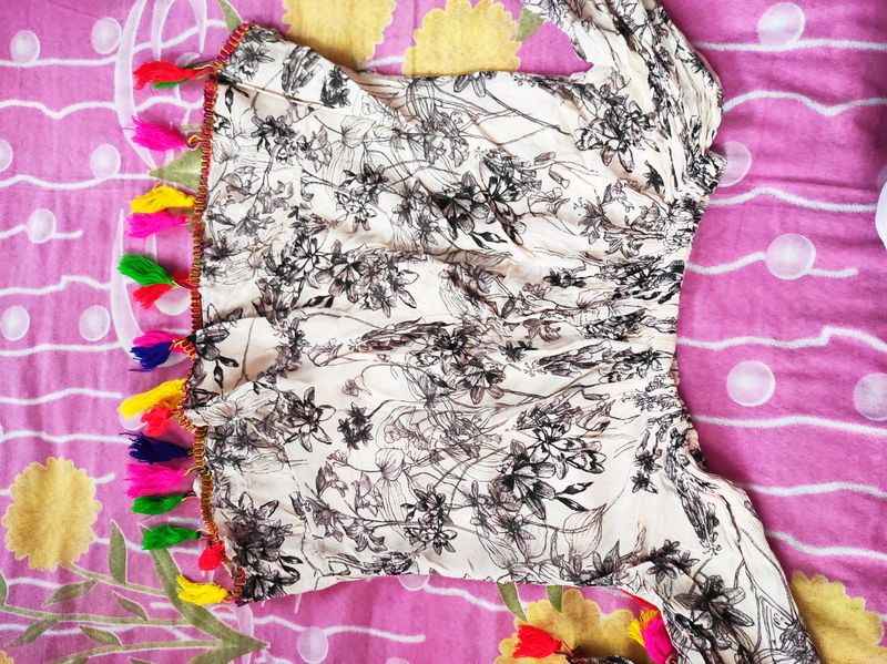 Selling This Cute White Tassle Crop Top
