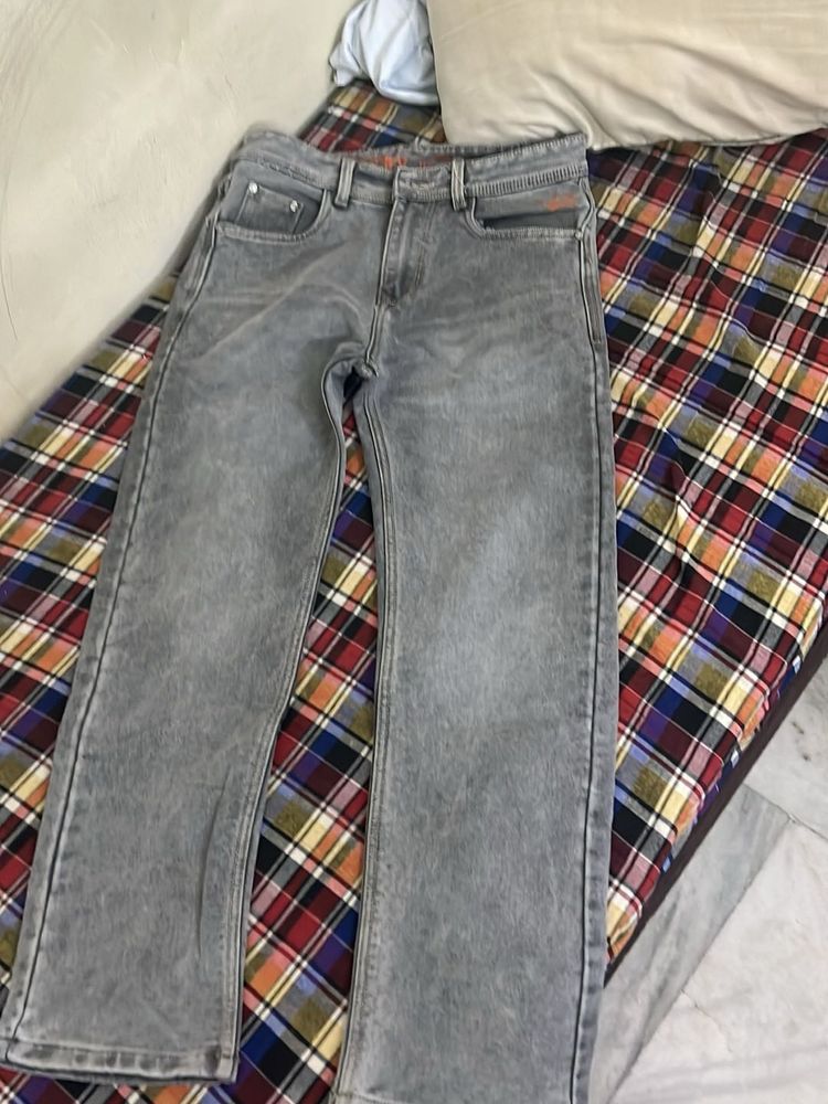Stylish Grey Wash Denim Jeans