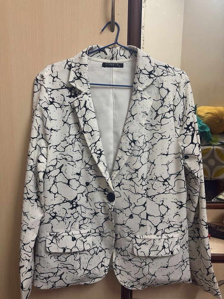 Stylish Printed Blazer