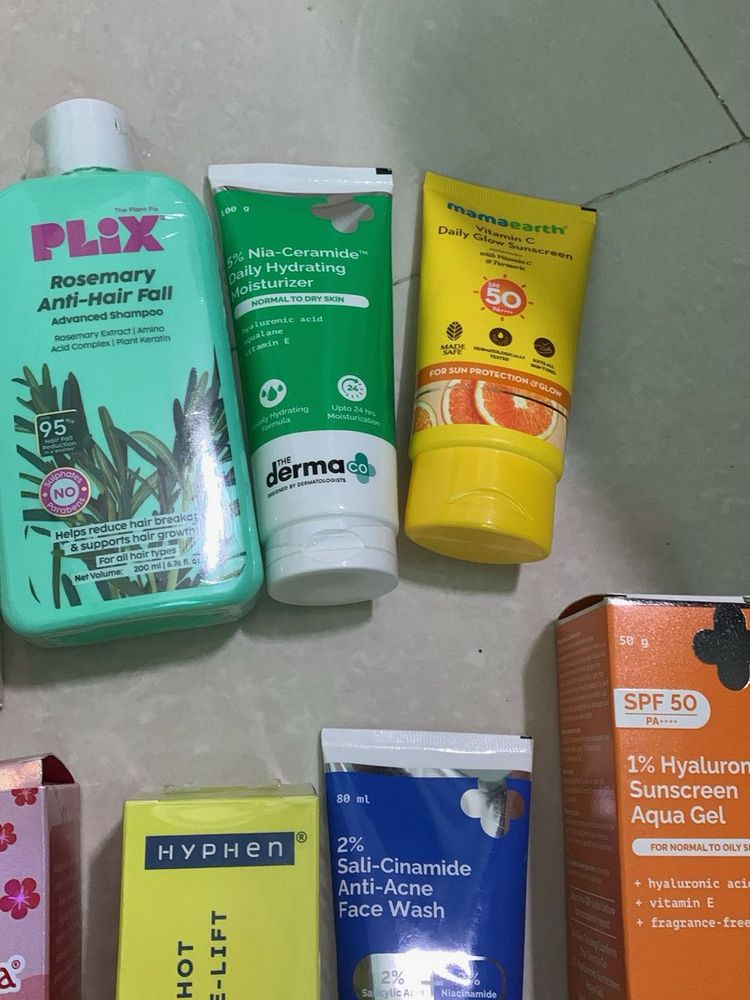 Skincare Bundle: Moisturizer, Sunscreen &amp; Shampoo