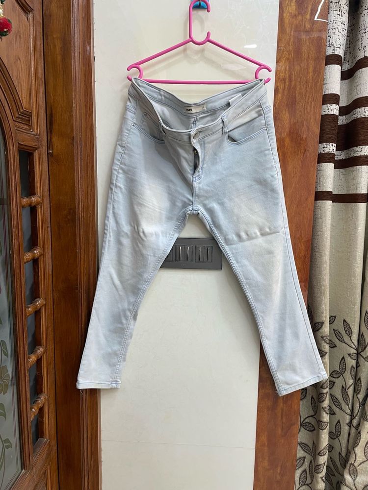 Light Wash Denim Jeans
