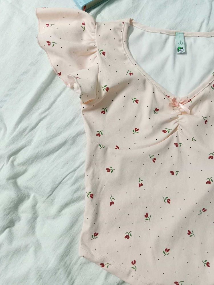 Newme baby pink Top 🩷 ( Brand new )