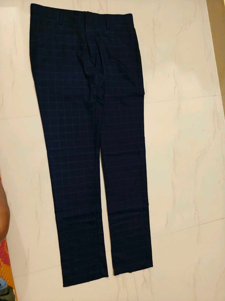 Men's Navy Blue Checked Trousers