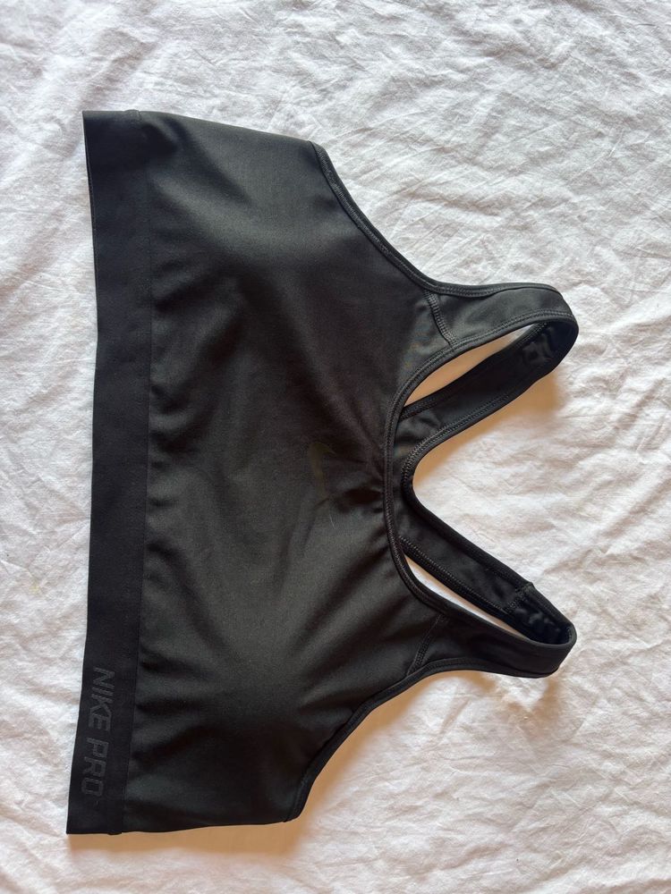 Nike Pro Sports Bra