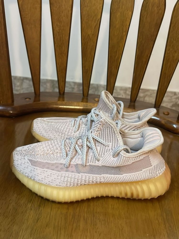 Adidas Yeezy Boost 350 V2