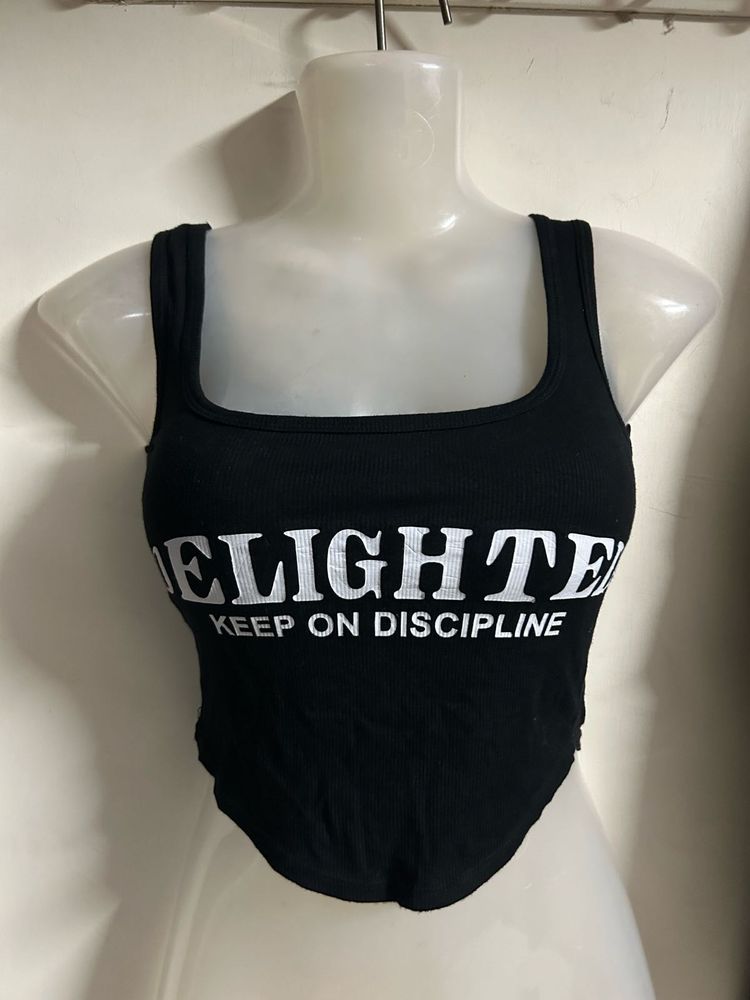 Black Graphic Crop Tank Top