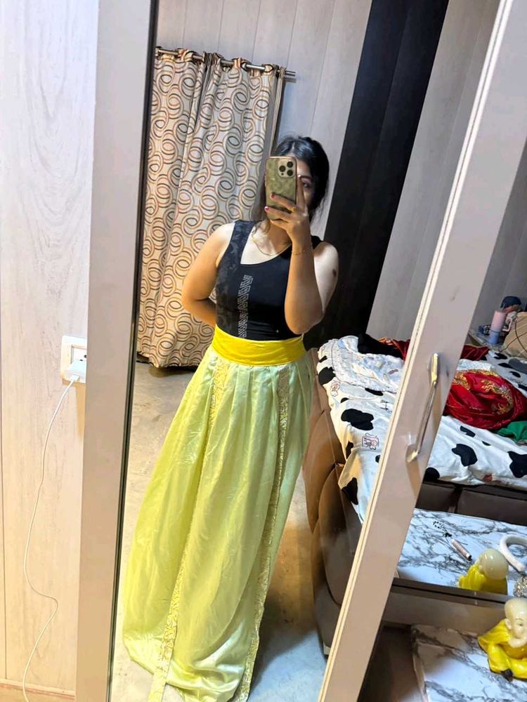 Stylish Lehenga Choli Set