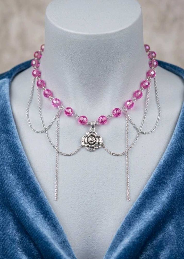 Chic Pink Beaded Necklace with Rose Pendant