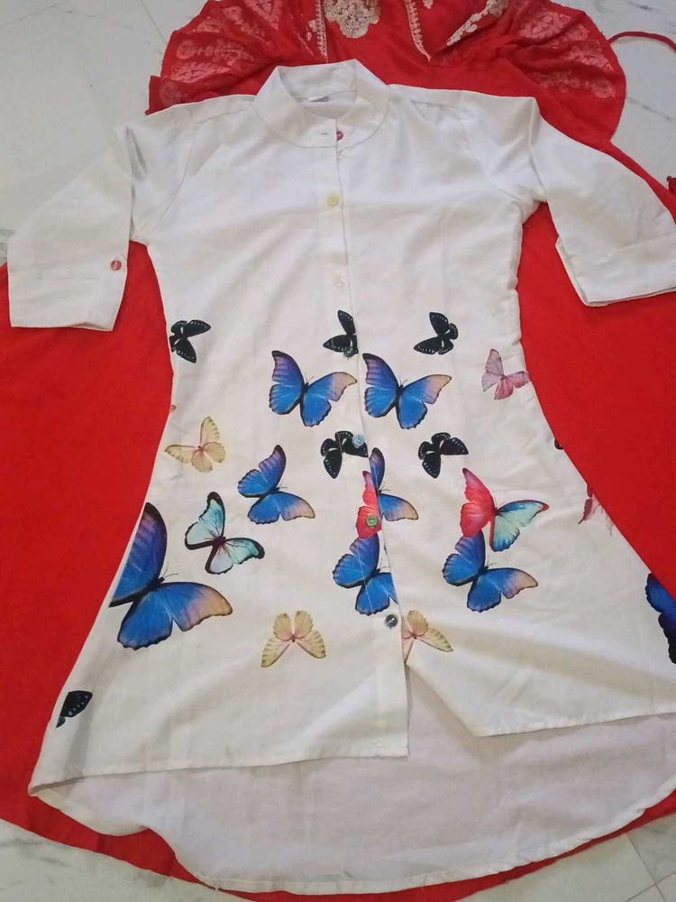 Butterfly Print White Tunic Top