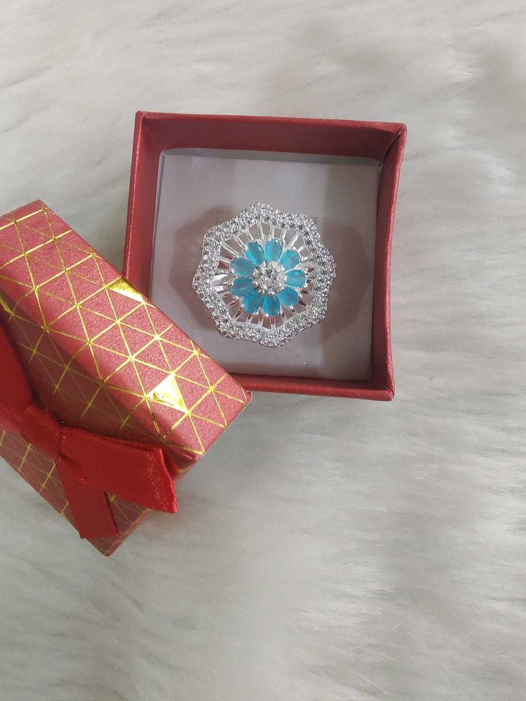 Pure Silver Elegant Floral Brooch Pin