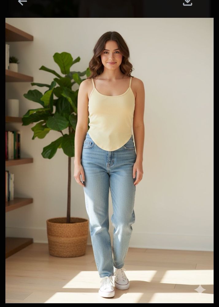 Butter yellow cami top🐝