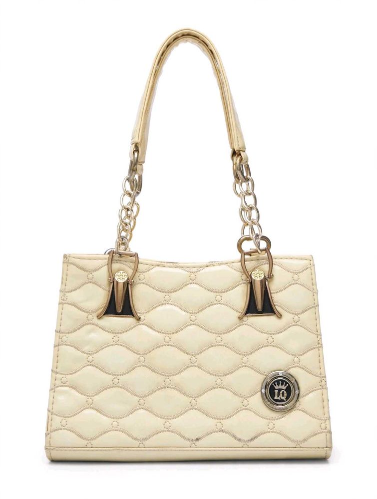 Elegant Cream Quilted Handbag